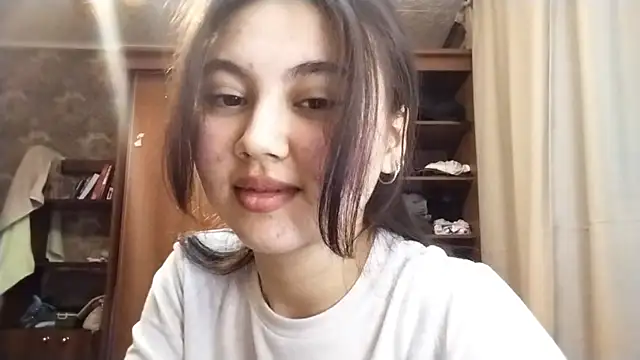 Snapshot of ArianeRandy chatting on November 2025 03:12:02 PM ArianeRandy online show from November 2025 03:12:02 PM