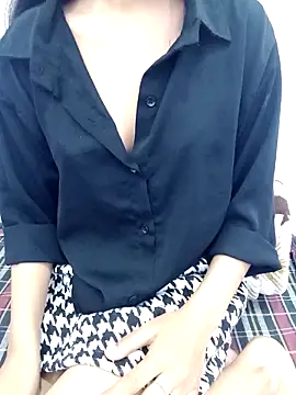 Snapshot of Triptii_0 chatting on November 2025 08:07:01 AM Triptii 0 online show from November 2025 08:07:01 AM