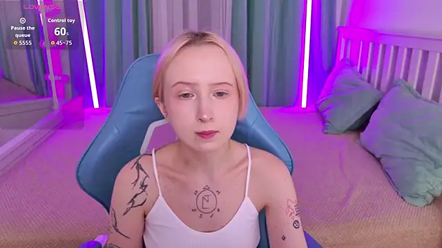 Snapshot of _Babyface_ chatting on December 2025 01:20:02 PM Babyface online show from December 2025 01:20:02 PM