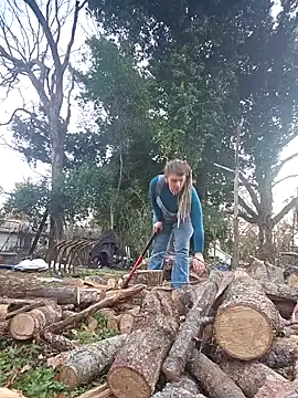 Horny hippie online show from December 2024 10:11:02 PM