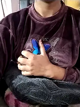 RASHMI SHARMA9 online show from February 2026 05:33:01 PM