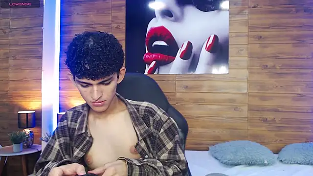 Michaelkoiv online show from March 2026 11:49:01 AM