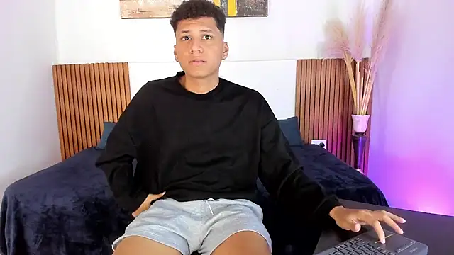 Andrey Lev1 online show from November 2025 08:32:01 PM