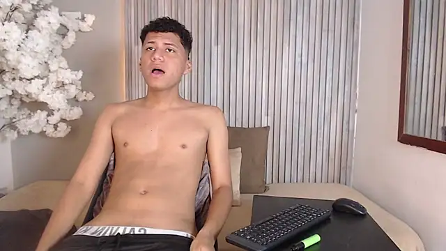 Andrey Lev1 online show from November 2025 08:22:02 PM