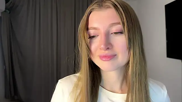 Michell Rosse online show from November 2025 07:07:02 PM