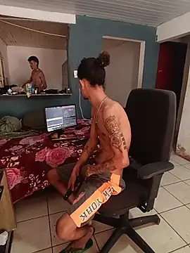 Snapshot of theyllorwillian chatting on February 2026 06:13:01 PM theyllorwillian online show from February 2026 06:13:01 PM