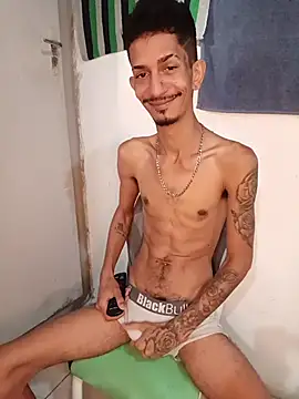 theyllorwillian online show from May 2026 12:02:01 PM