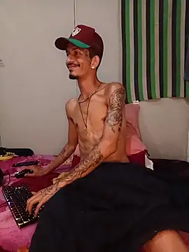 Snapshot of theyllorwillian chatting on June 2026 03:59:02 AM theyllorwillian online show from June 2026 03:59:02 AM