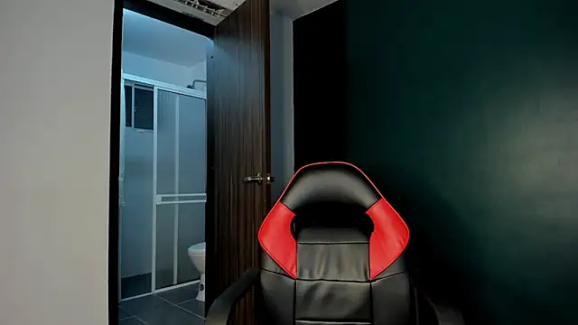 Harrishairy online show from April 2026 05:41:02 AM