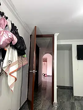 Snapshot of -Nala chatting on November 2025 12:19:02 PM -Nala online show from November 2025 12:19:02 PM