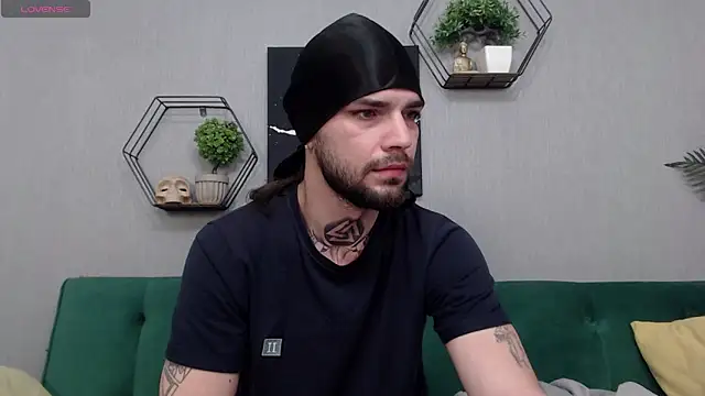 KaneHunter online show from March 2026 04:05:02 AM