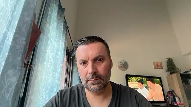 coolsmith81 online show from July 2026 05:04:02 PM