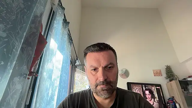 coolsmith81 online show from July 2026 03:43:01 PM