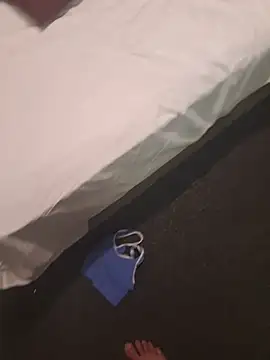 Skyme2713 online show from December 2025 01:16:01 PM