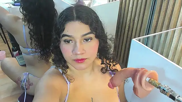 Gretta Wild online show from November 2025 12:31:02 PM