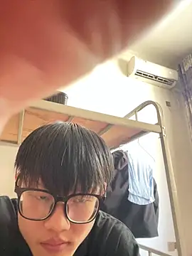 Snapshot of Colby-678 chatting on November 2025 06:04:02 AM Colby-678 online show from November 2025 06:04:02 AM