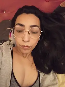 Yani-14 online show from May 2026 04:10:02 AM