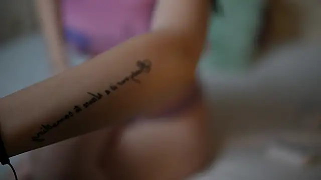 JosieLili online show from January 2026 07:05:02 PM