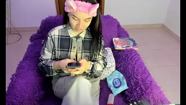 Honney 19 online show from January 2026 10:52:01 AM