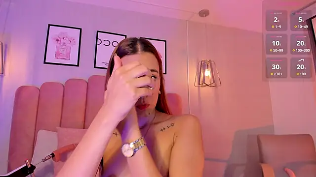 amaia foxx online show from May 2026 08:27:02 PM