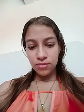 Snapshot of Vanneskk chatting on July 2026 04:10:01 PM Vanneskk online show from July 2026 04:10:01 PM