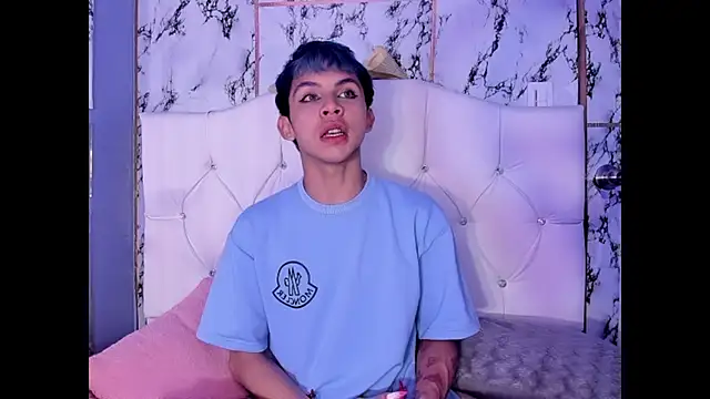 Prince Apolo online show from December 2025 10:25:01 PM