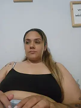 Snapshot of LoreinnFox chatting on May 2026 03:55:02 AM LoreinnFox online show from May 2026 03:55:02 AM