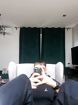 Snapshot of martme69 chatting on December 2025 09:15:01 AM martme69 online show from December 2025 09:15:01 AM