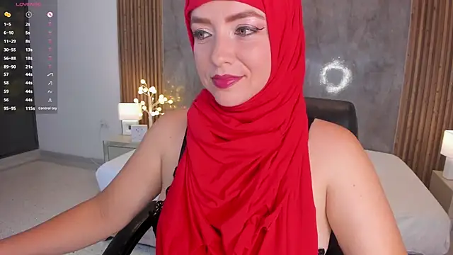 Snapshot of JannaLove_ chatting on December 2025 09:22:01 PM JannaLove online show from December 2025 09:22:01 PM