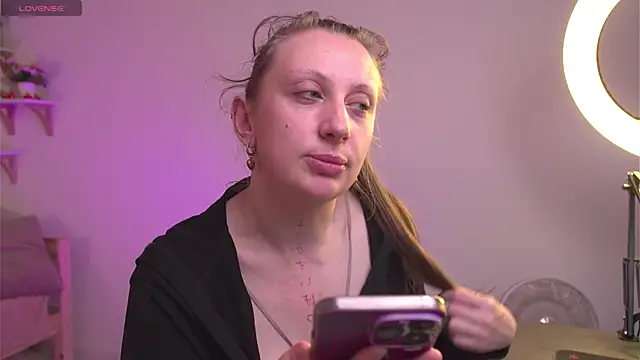 Snapshot of Helga_vibe chatting on June 2026 01:16:02 PM Helga vibe online show from June 2026 01:16:02 PM