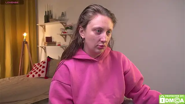 Snapshot of Helga_vibe chatting on June 2026 01:31:01 PM Helga vibe online show from June 2026 01:31:01 PM