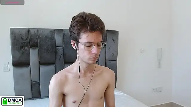 SaccharineSin online show from November 2025 06:23:02 PM