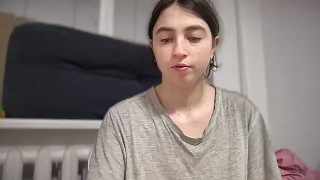 Aphr0ditee online show from March 2026 11:20:01 PM