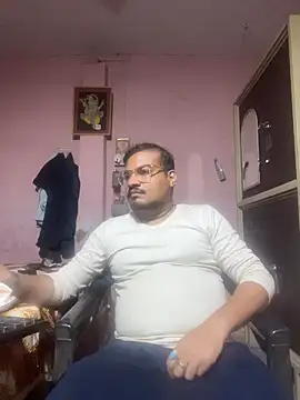 Saxymood1111 online show from February 2026 03:44:02 PM