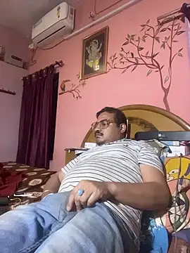 Saxymood1111 online show from March 2026 05:39:02 PM