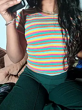 pooja199 online show from January 2026 06:45:01 PM