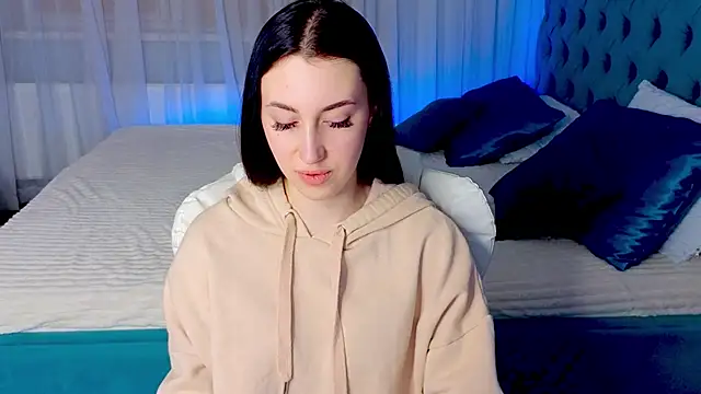 Miss  Linn online show from February 2026 03:06:02 PM