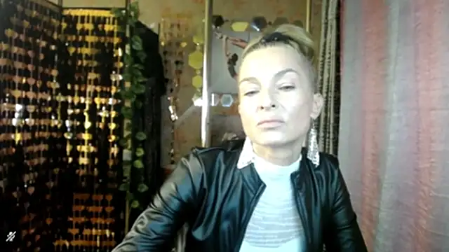 Snapshot of Soniakiss chatting on July 2026 03:21:02 PM Soniakiss online show from July 2026 03:21:02 PM