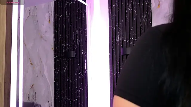 ChloeHolmes online show from March 2026 09:58:02 AM