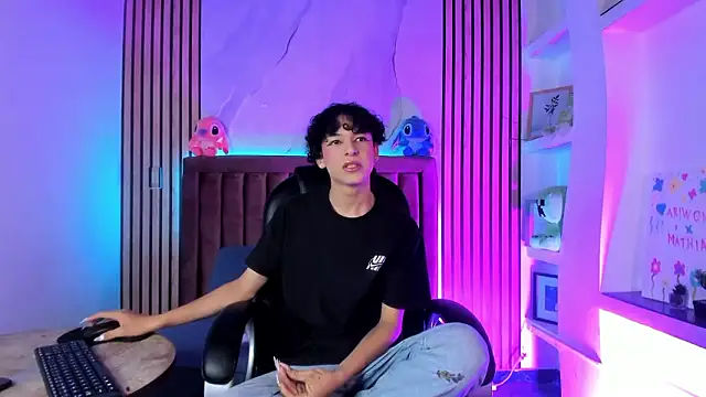 SthepanodiMonaco online show from March 2026 03:34:01 AM