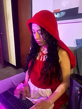 MiaScott Pink online show from January 2026 02:06:02 AM