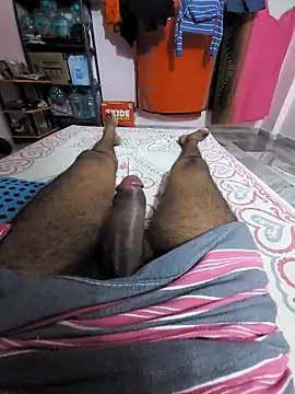 Snapshot of Yth24 chatting on December 2025 03:25:01 AM Yth24 online show from December 2025 03:25:01 AM