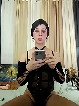 Snapshot of Seductive_Paloma chatting on April 2026 05:48:01 PM Seductive Paloma online show from April 2026 05:48:01 PM
