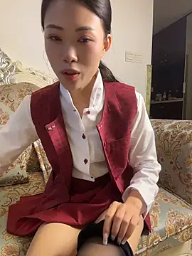 youyou-baby999 online show from May 2026 03:48:01 AM