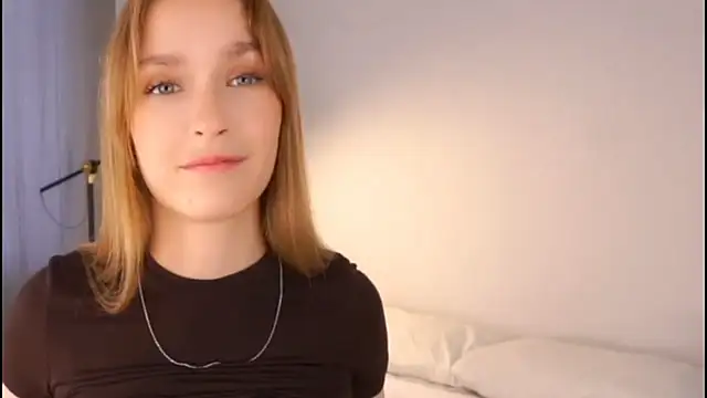 Snapshot of Spennsy_Hellen chatting on November 2025 10:24:01 PM Spennsy Hellen online show from November 2025 10:24:01 PM