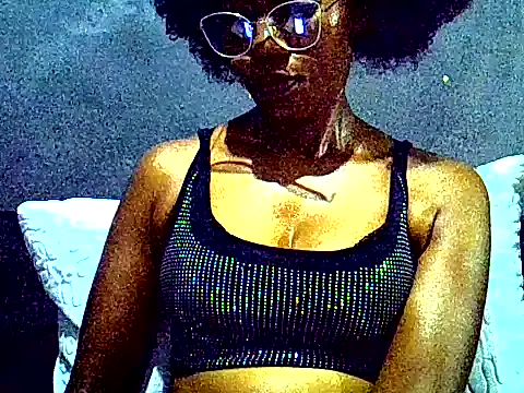 Snapshot of PreettyTee chatting on April 2026 08:53:02 PM PreettyTee online show from April 2026 08:53:02 PM