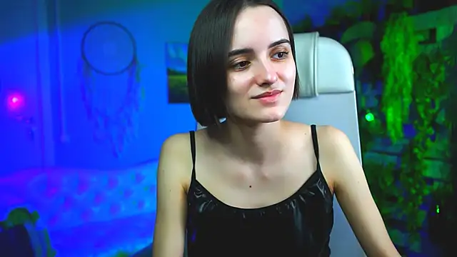 KateWillows online show from March 2026 08:40:01 AM