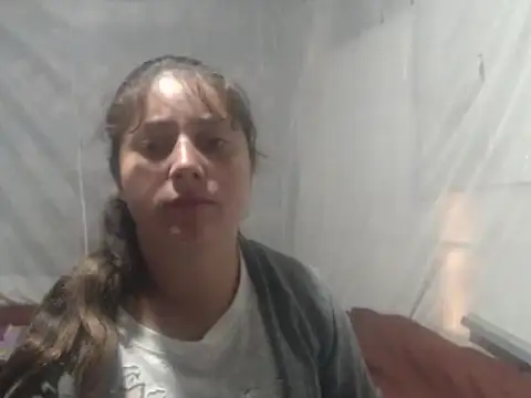 sammyyblondee online show from February 2026 07:56:02 PM