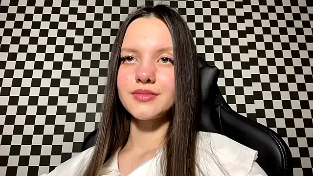 ConchitaMaestas online show from December 2025 04:48:01 PM