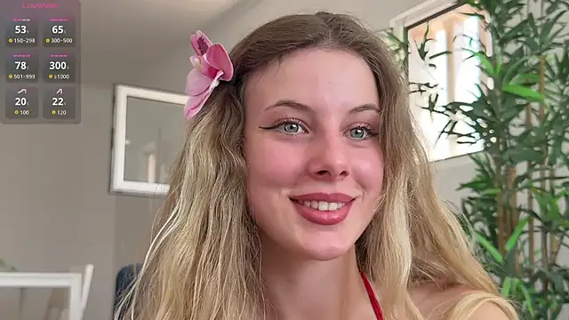 Snapshot of evy_miu chatting on July 2026 01:28:01 PM evy miu online show from July 2026 01:28:01 PM
